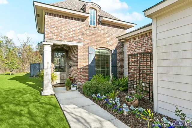 $278,500 | 1160 Madrid Avenue, St. Gabriel, LA 70776