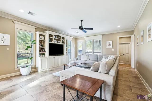 $278,500 | 1160 Madrid Avenue, St. Gabriel, LA 70776