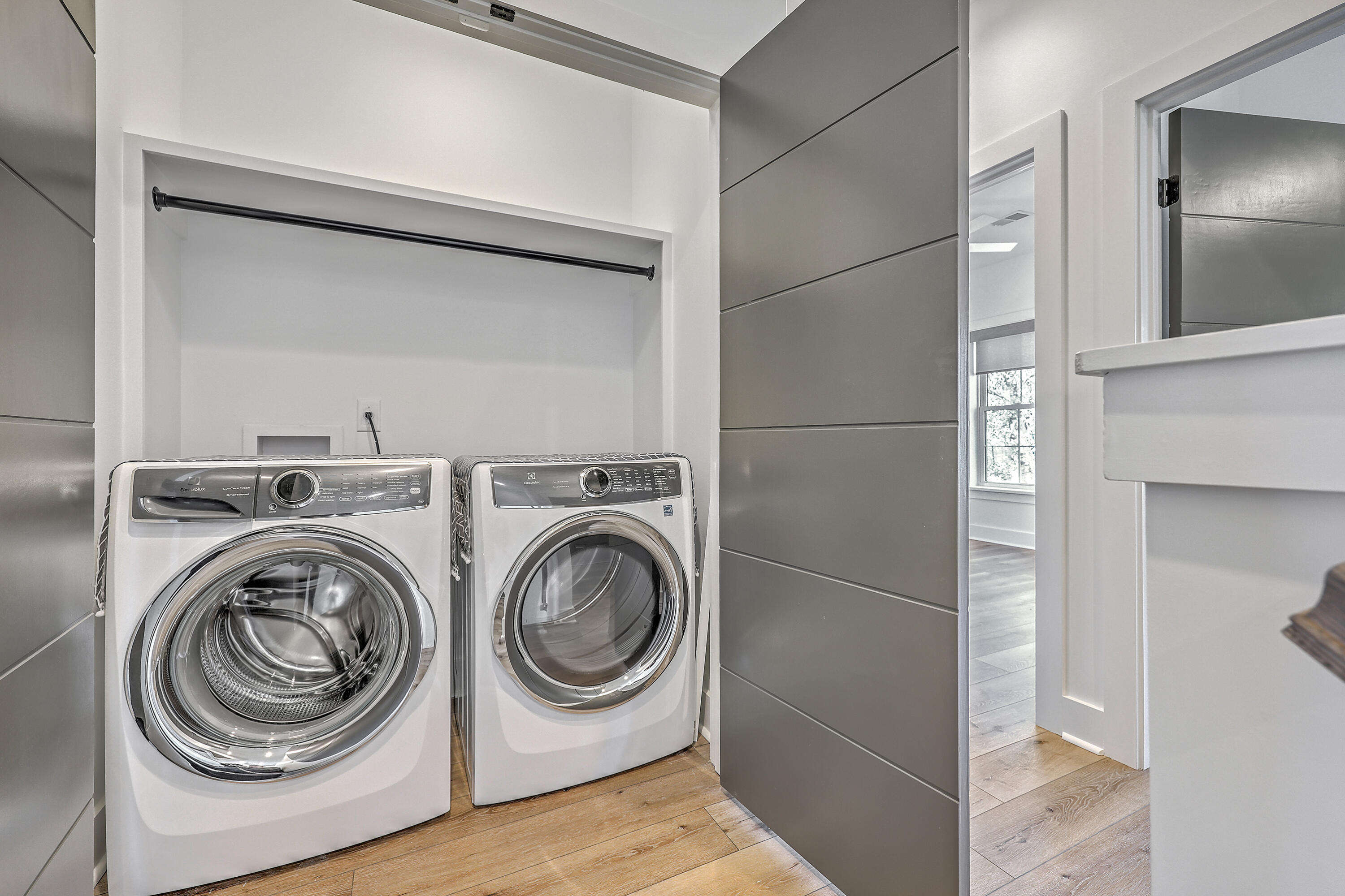 1216 Gatch Court Mount Pleasant, SC 29464 - Photo 25 of 37 ZYN_6869_70_71_72_73_74_75