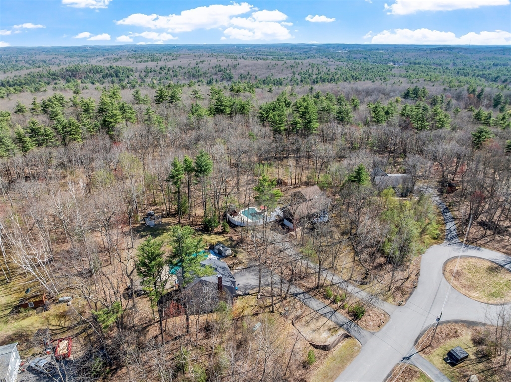 40 Gaita Drive Derry, NH 03038 - Photo 34 of 34 a view of a city with lots of trees