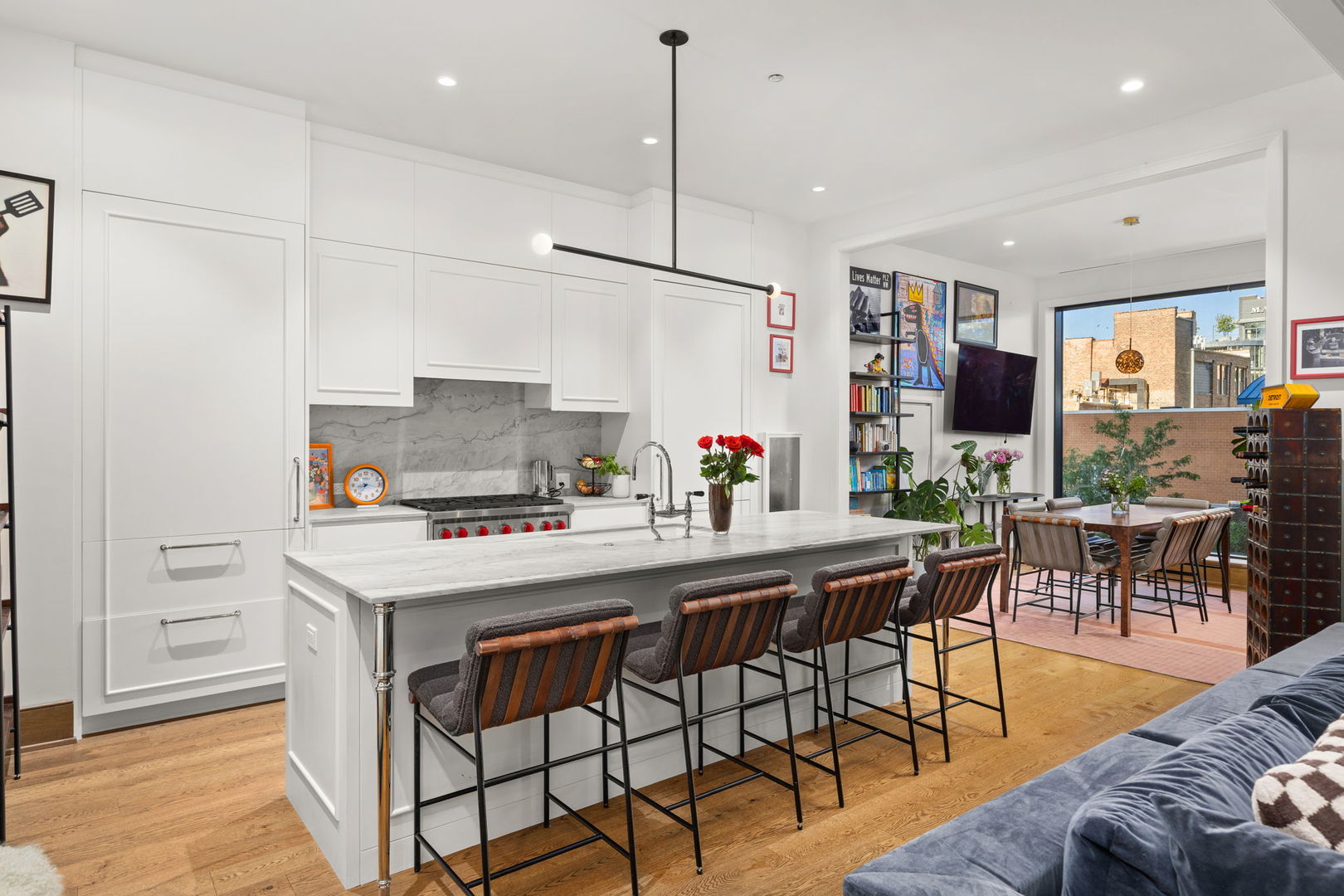 21 North May Street, Unit 405 Chicago, IL 60607 - Photo 6 of 24