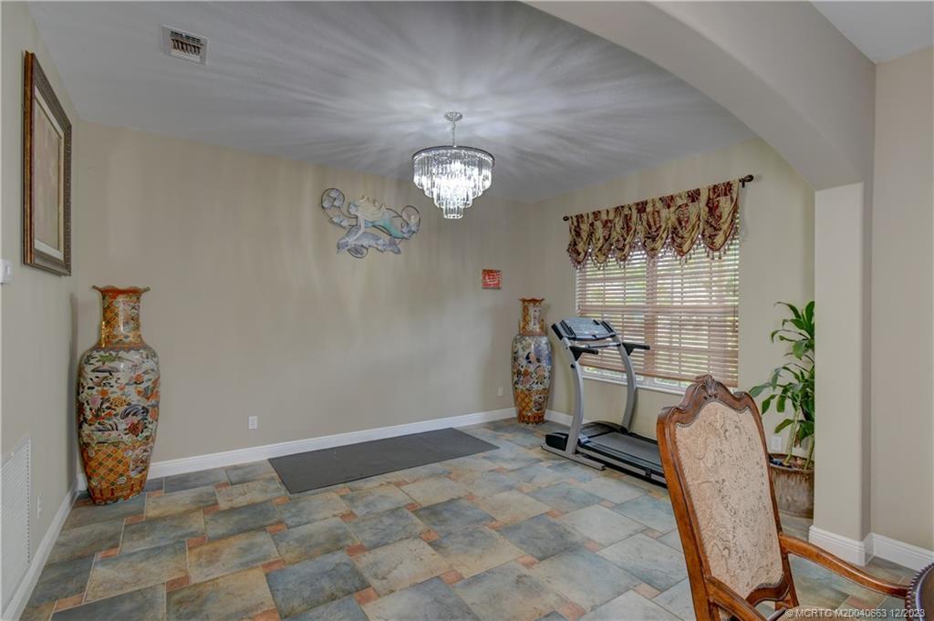 2171 Southwest Panther Trace Stuart, FL 34997 - Photo 20 of 26 Dining room
