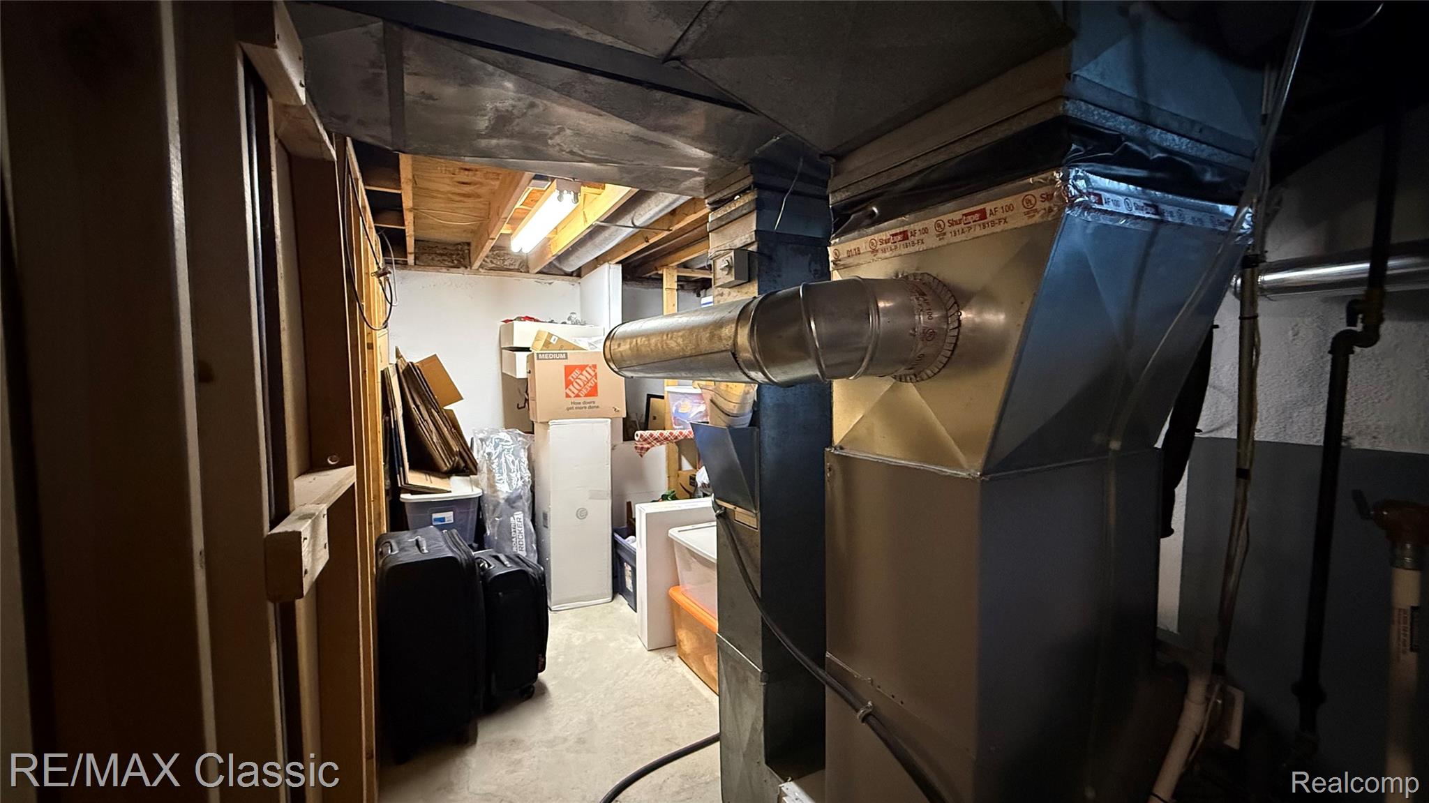 44014 Proctor Road Canton, MI 48188 - Photo 30 of 41 Storage