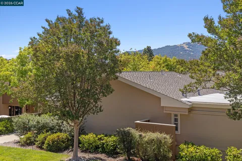 $635,000 | 2101 Golden Rain Road, Unit 14, Walnut Creek, CA 94595