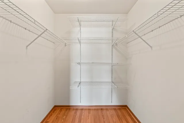 $250,000 | 9298 Meadowview Drive, Orland Hills, IL 60487