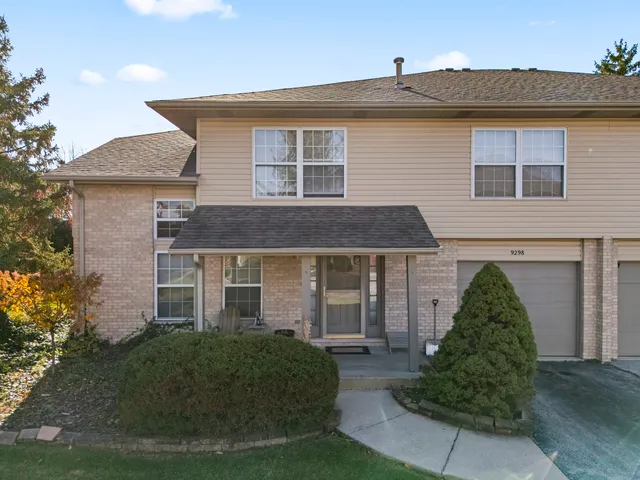 $250,000 | 9298 Meadowview Drive, Orland Hills, IL 60487