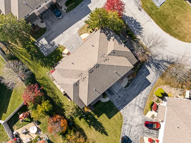 $250,000 | 9298 Meadowview Drive, Orland Hills, IL 60487