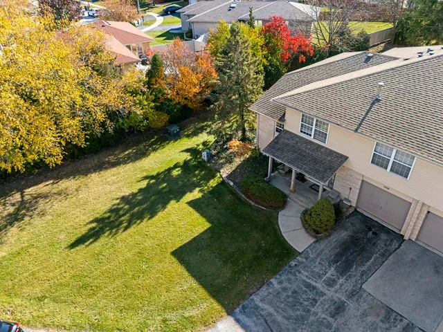 $250,000 | 9298 Meadowview Drive, Orland Hills, IL 60487