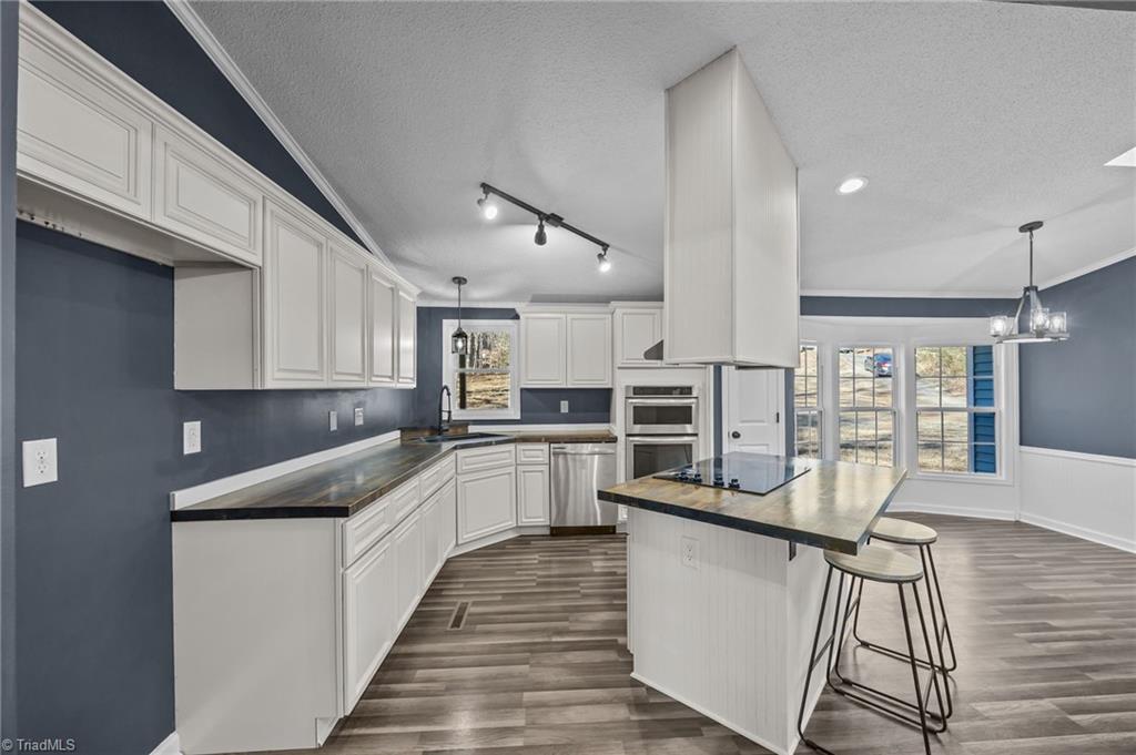 1728 Groom Road Sophia, NC 27350 - Photo 11 of 41