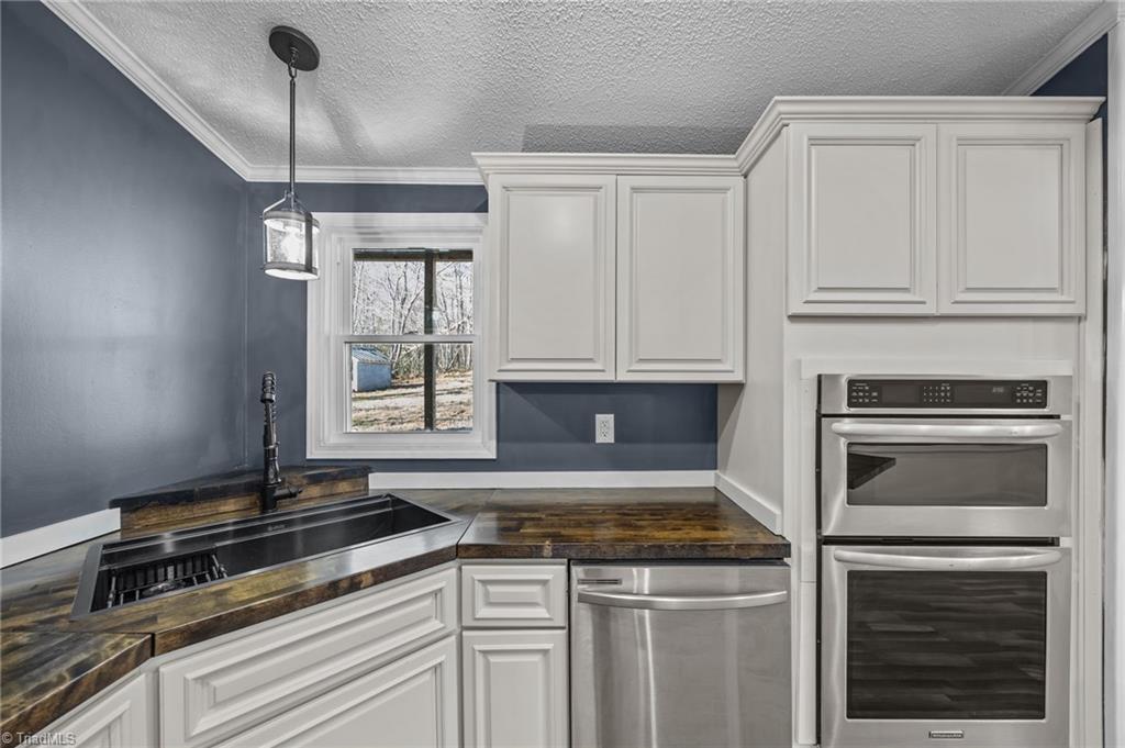 1728 Groom Road Sophia, NC 27350 - Photo 16 of 41