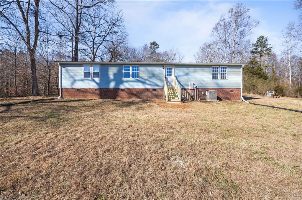 1728 Groom Road Sophia, NC 27350 - Photo 31 of 41