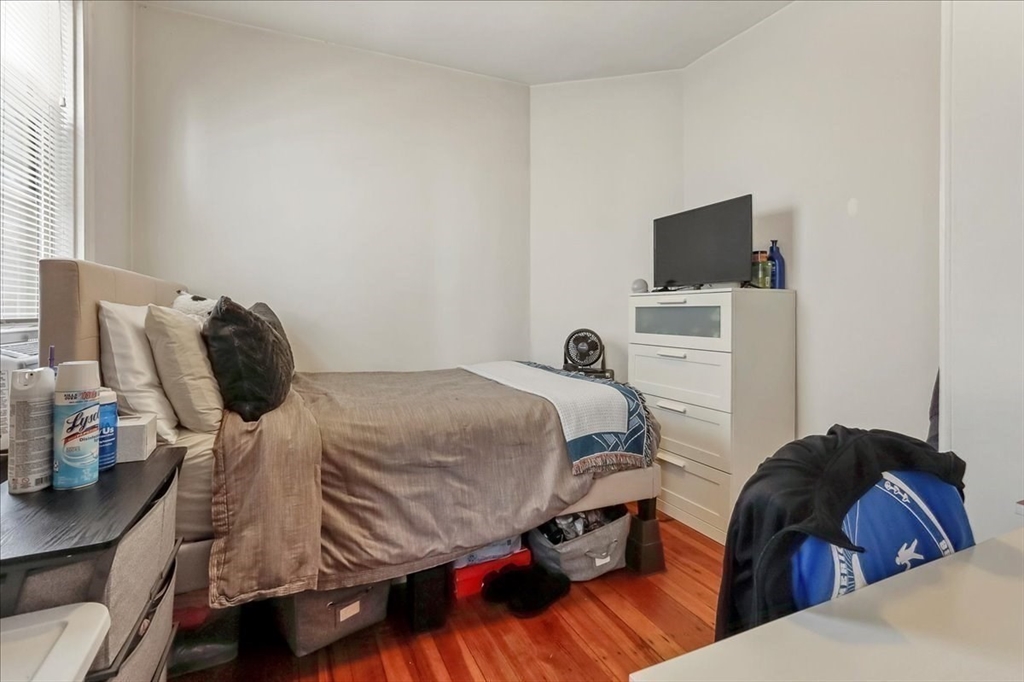 10 Bynner Street, Unit 1 Boston, MA 02130 - Photo 4 of 14