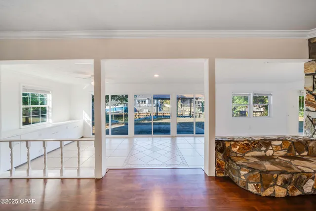 $2,750 | 205 Sunset Lane, Panama City Beach, FL 32407