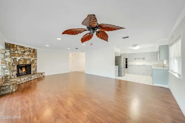 $2,750 | 205 Sunset Lane, Panama City Beach, FL 32407