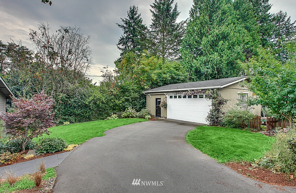 1429 North 36th Street Renton, WA 98056 - Photo 14 of 19 Gallery Image 14