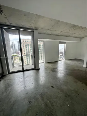 $2,350 | 151 Southeast 1st Street, Unit 1608, Miami, FL 33131