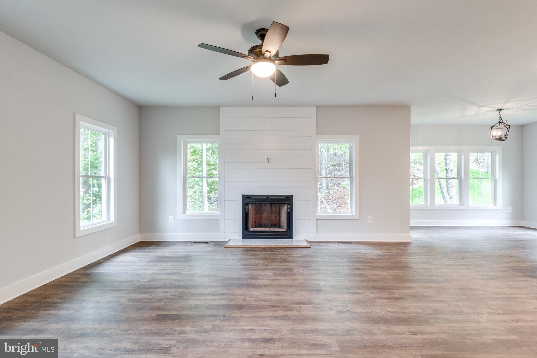 1819 Ridge Road Haymarket, VA 20169 - Photo 4 of 47