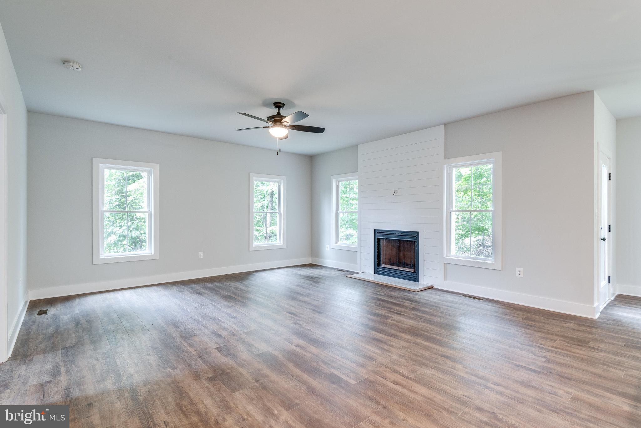 1819 Ridge Road Haymarket, VA 20169 - Photo 6 of 47