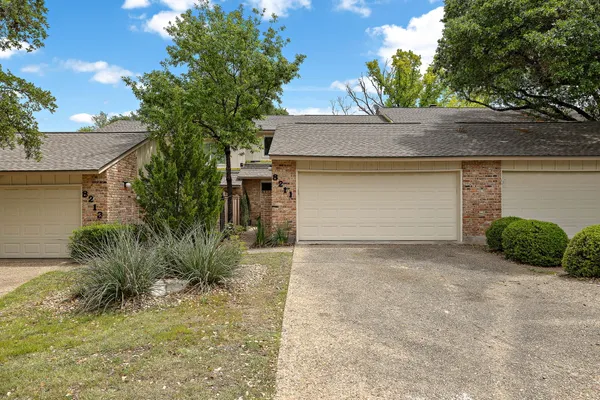 $599,500 | 8211 Greenslope Drive, Austin, TX 78759