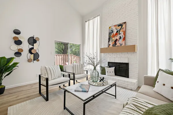 $599,500 | 8211 Greenslope Drive, Austin, TX 78759