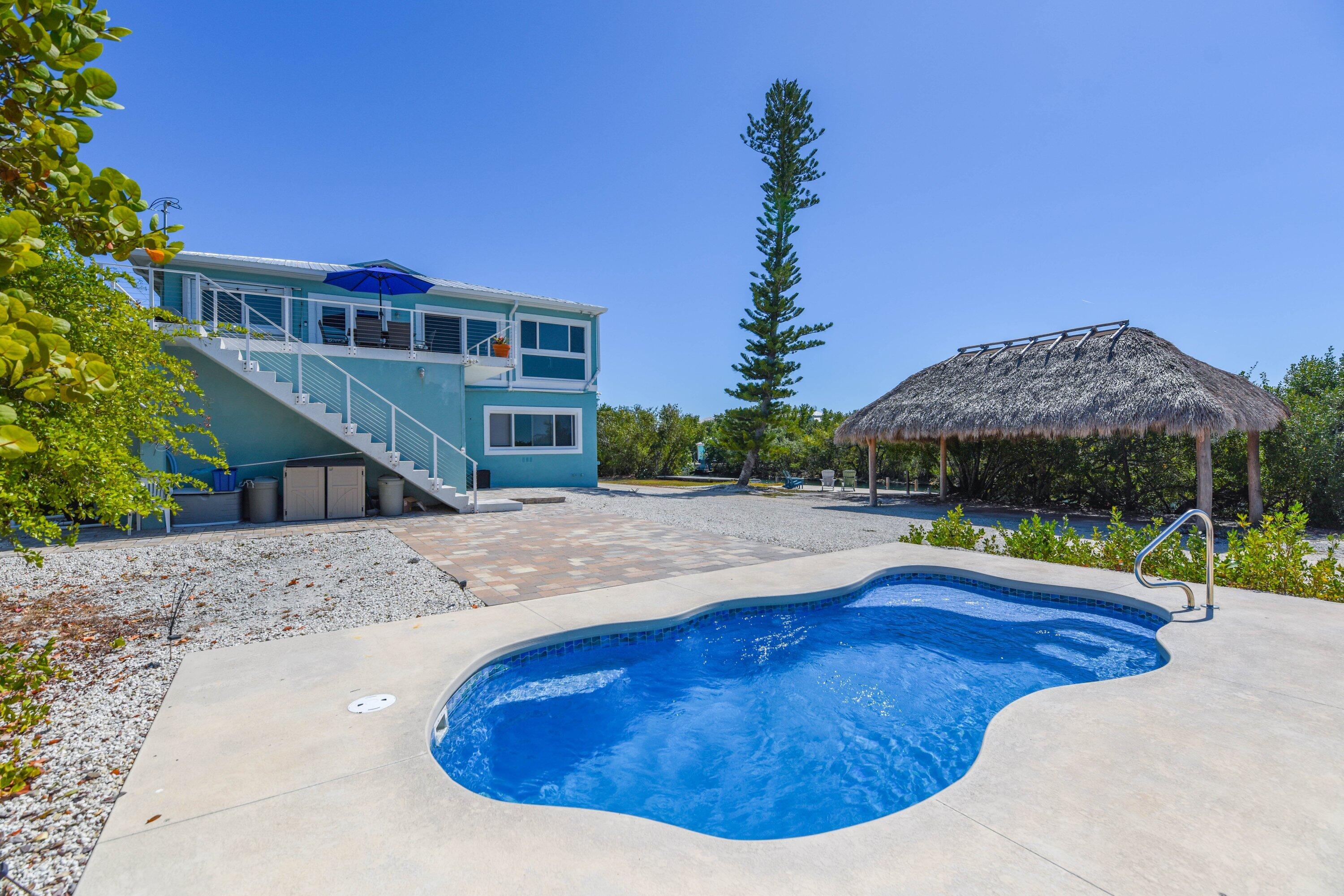 4670 Dorn Road Summerland Key, FL 33042 - Photo 32 of 42 007-pool 2