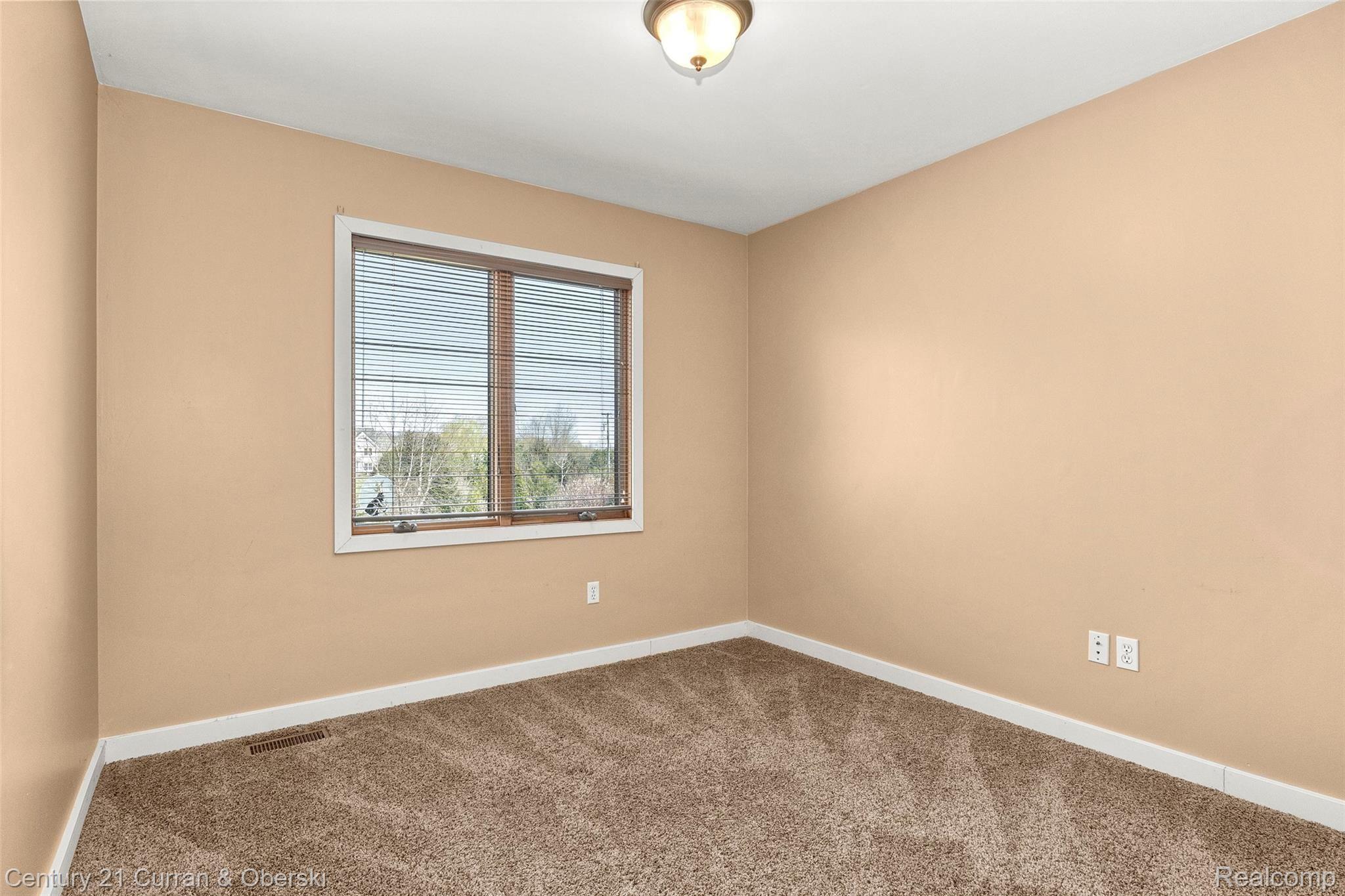 12701 Capernall Road Carleton, MI 48117 - Photo 29 of 45 Upper bedroom