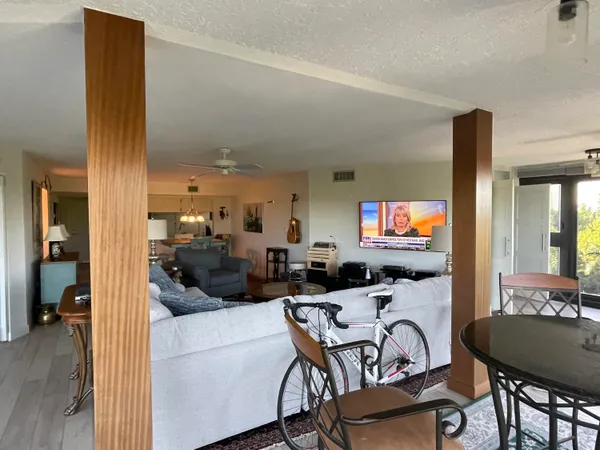 $6,500 | 7204 Gulf Of Mexico Boulevard, Unit 204, Marathon, FL 33050