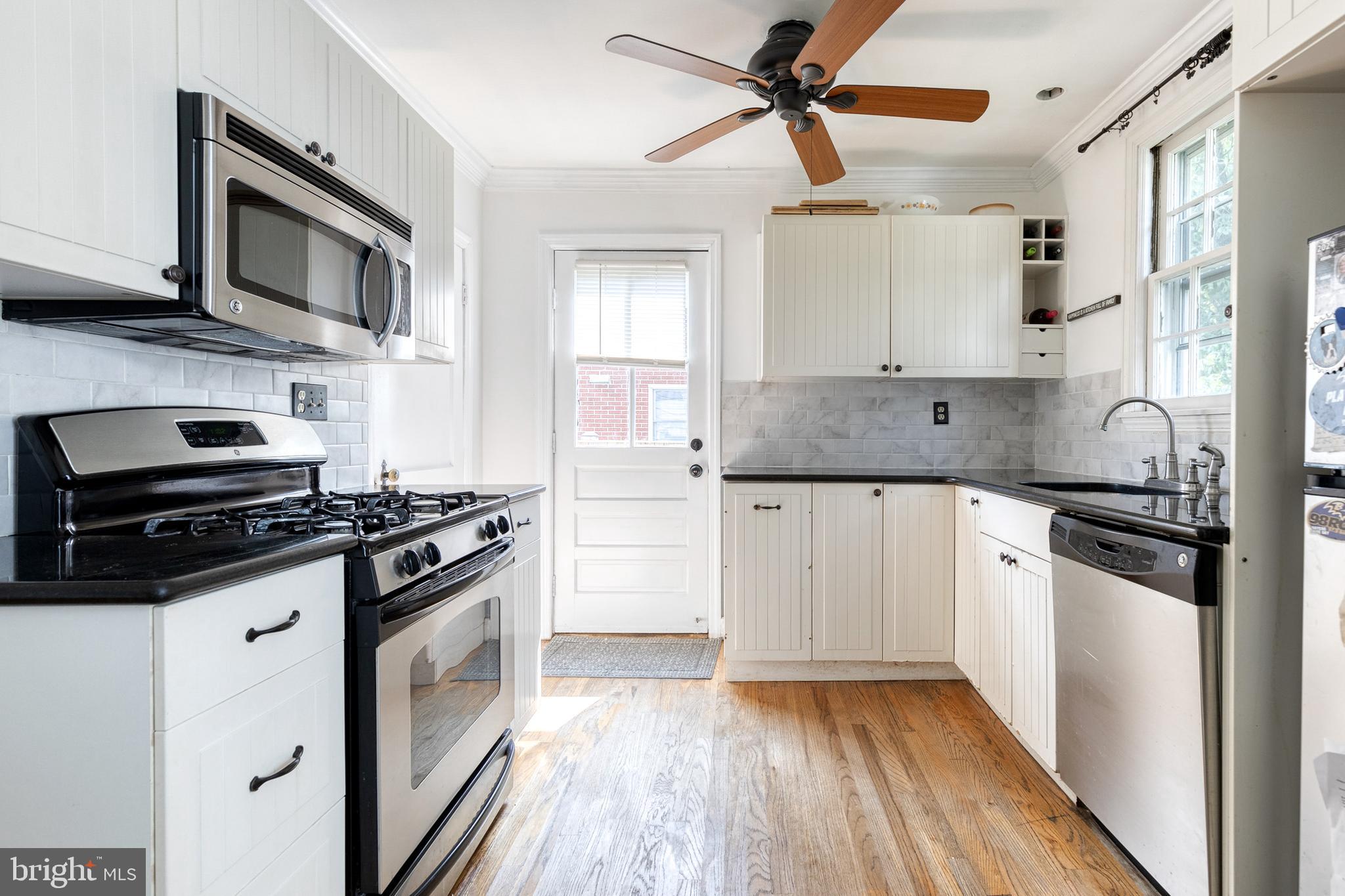 509 Windwood Road Baltimore, MD 21212 - Photo 11 of 23