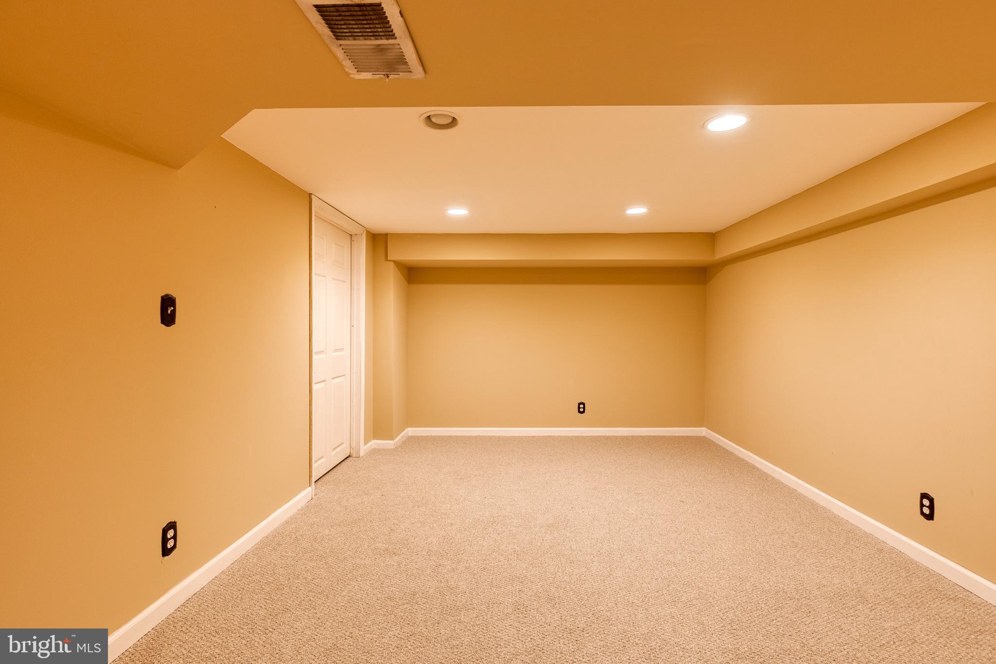 509 Windwood Road Baltimore, MD 21212 - Photo 19 of 23
