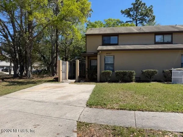 $1,525 | 5627 Pinebay Circle South, Jacksonville, FL 32244