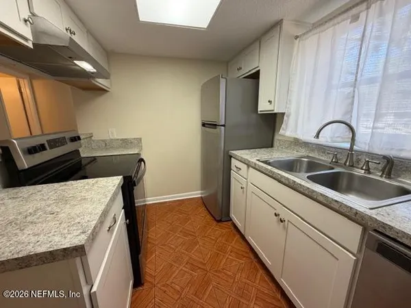$1,525 | 5627 Pinebay Circle South, Jacksonville, FL 32244