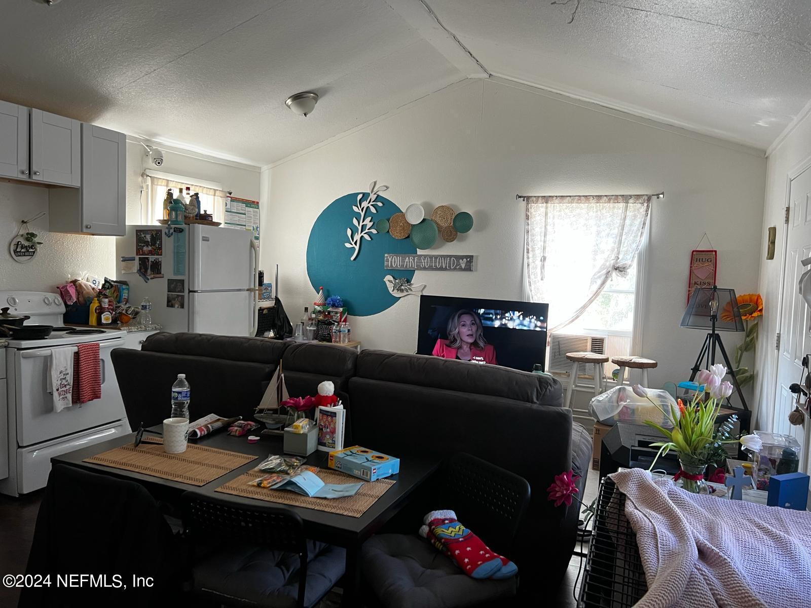 2353 Davis Road Jacksonville, FL 32218 - Photo 42 of 48 PHOTO-2024-02-20-11-35-31 4