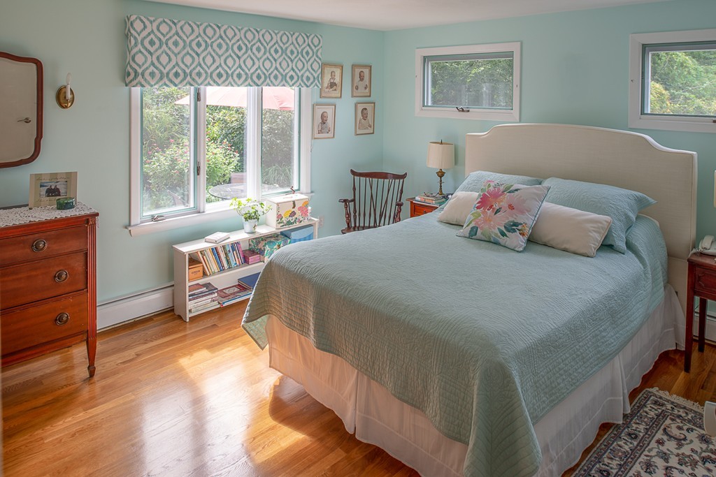 52 Stony Brook Road, Unit 2 Marblehead, MA 01945 - Photo 11 of 15 Gallery Image 11