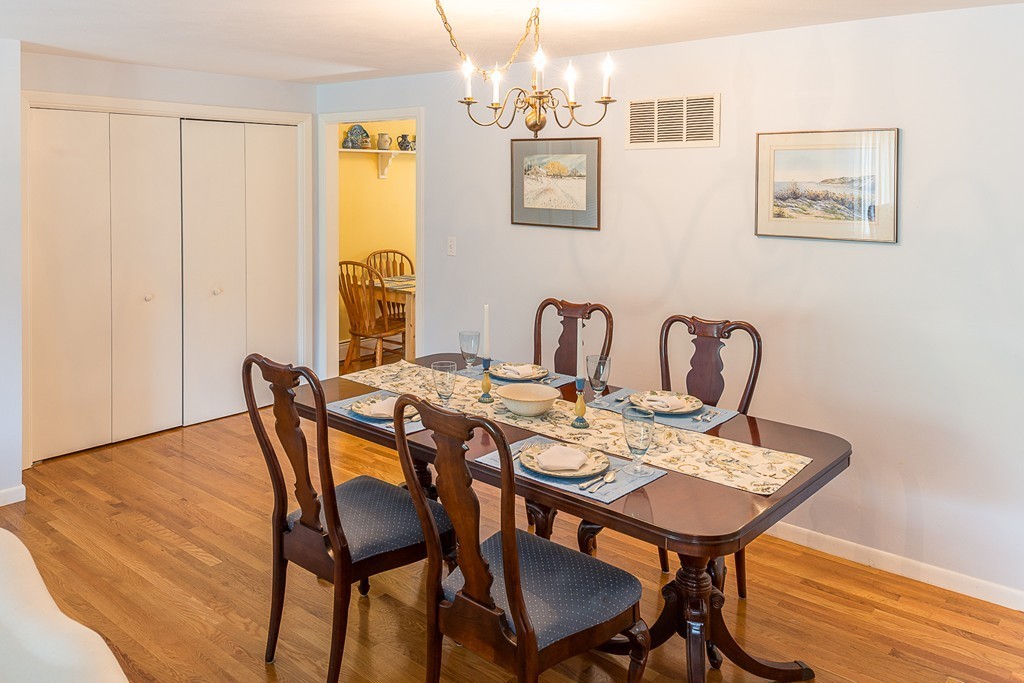 52 Stony Brook Road, Unit 2 Marblehead, MA 01945 - Photo 5 of 15 Gallery Image 5