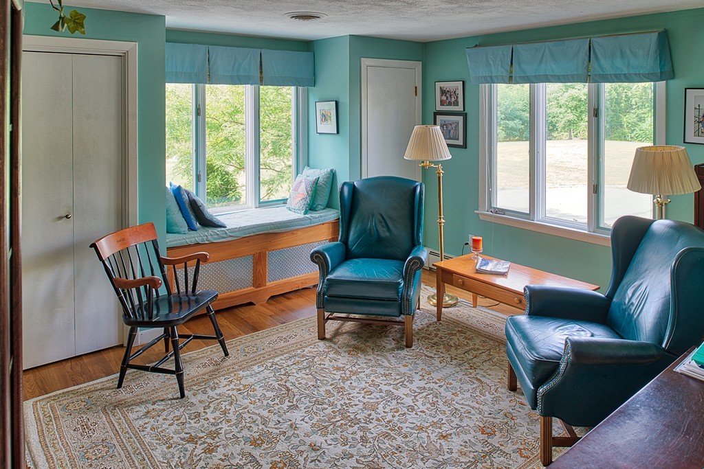 52 Stony Brook Road, Unit 2 Marblehead, MA 01945 - Photo 8 of 15 Gallery Image 8