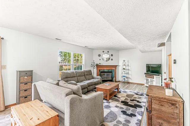 $320,000 | 564 Zephyr Way, Westfield, IN 46074