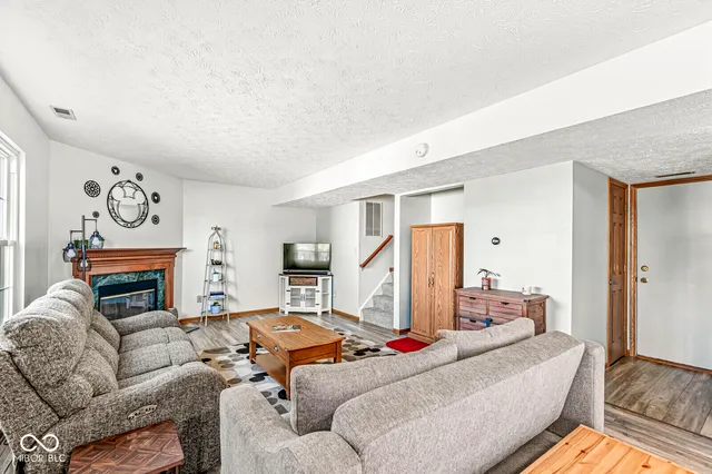 $320,000 | 564 Zephyr Way, Westfield, IN 46074