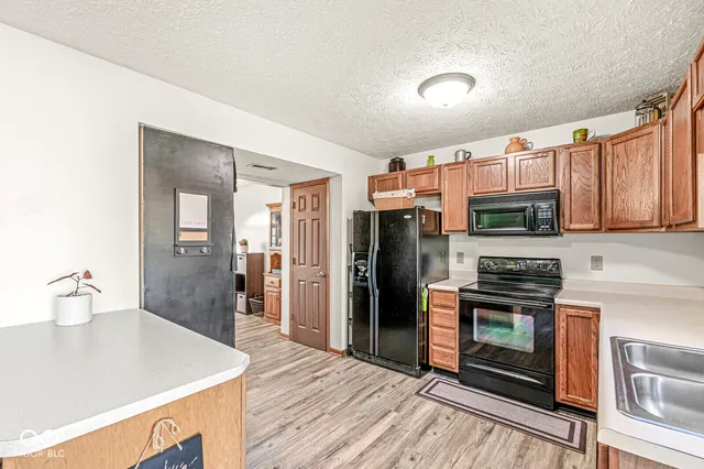 $320,000 | 564 Zephyr Way, Westfield, IN 46074