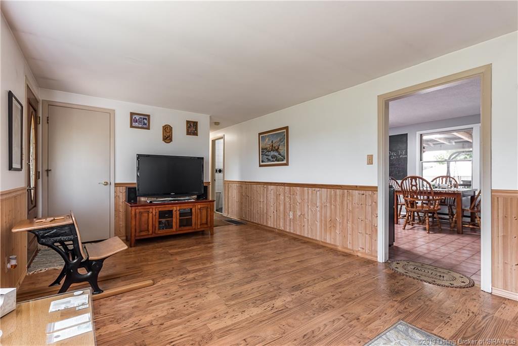 2475 Webster Road Southeast Corydon, IN 47112 - Photo 10 of 41
