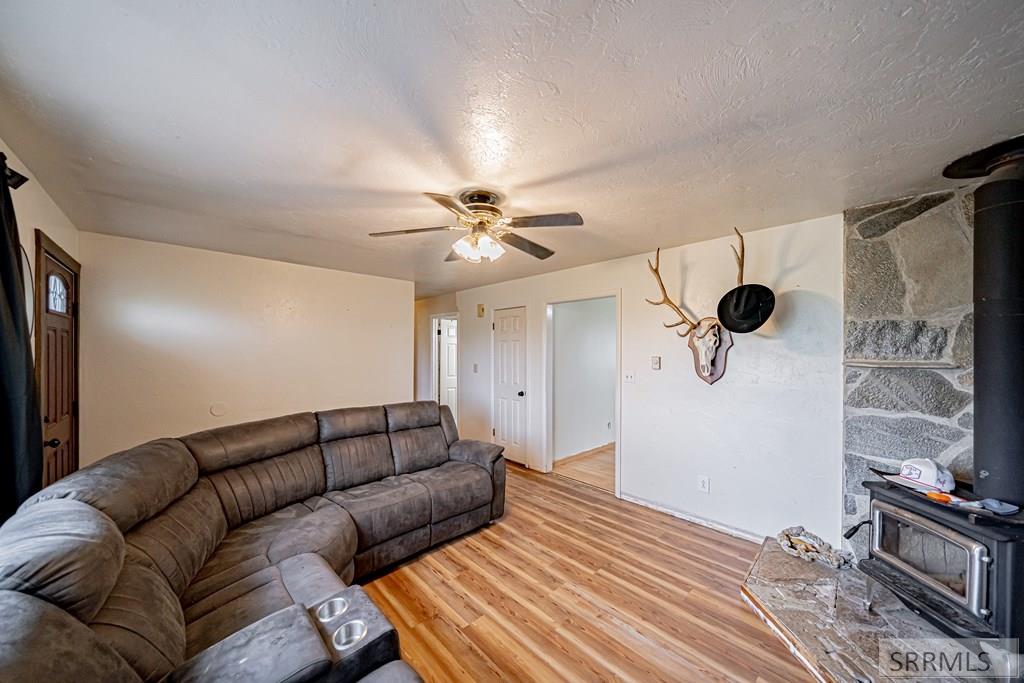 352 Sandhill Road Blackfoot, ID 83221 - Photo 7 of 34