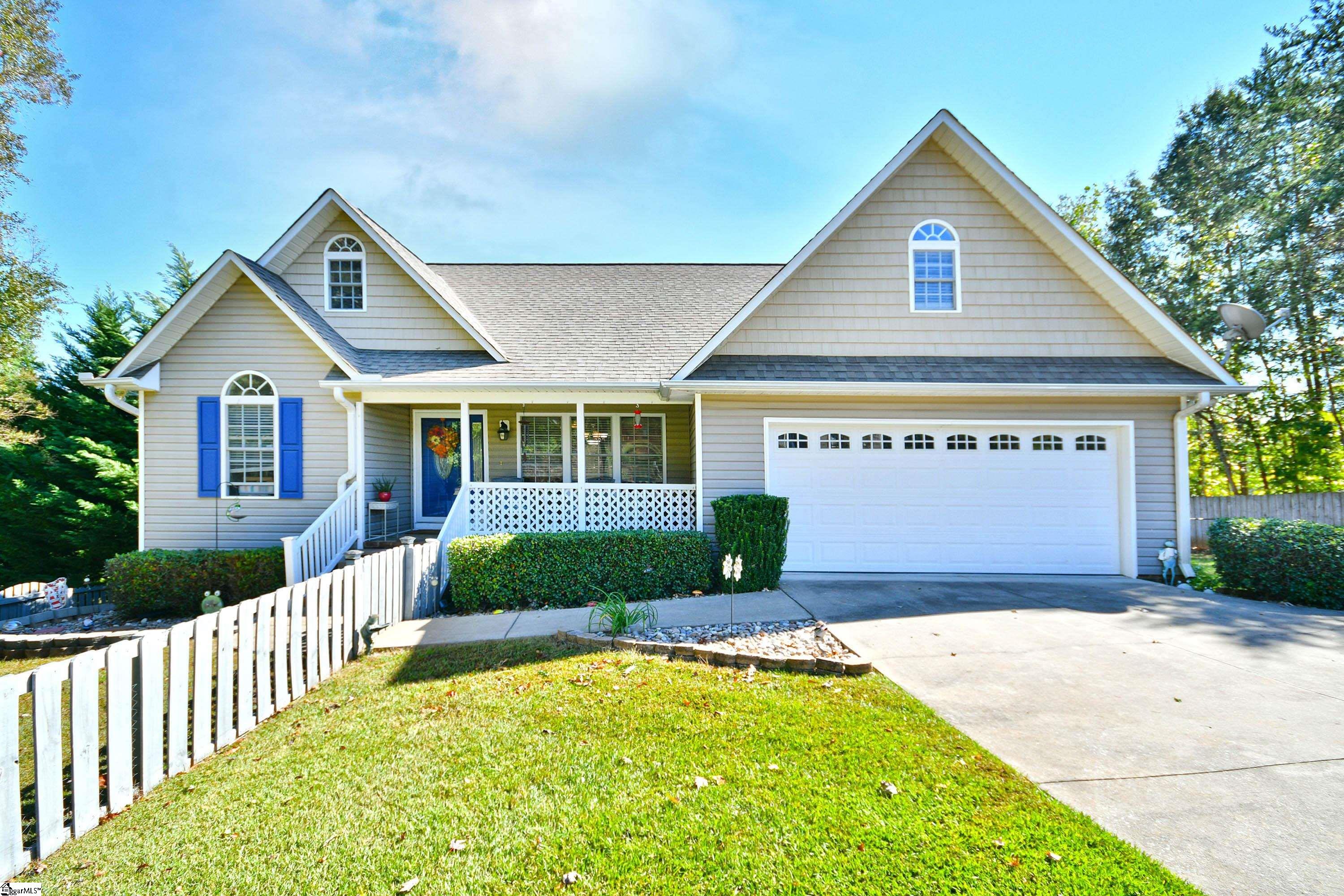 320 Beleshere Drive Inman, SC 29349 - Photo 2 of 50