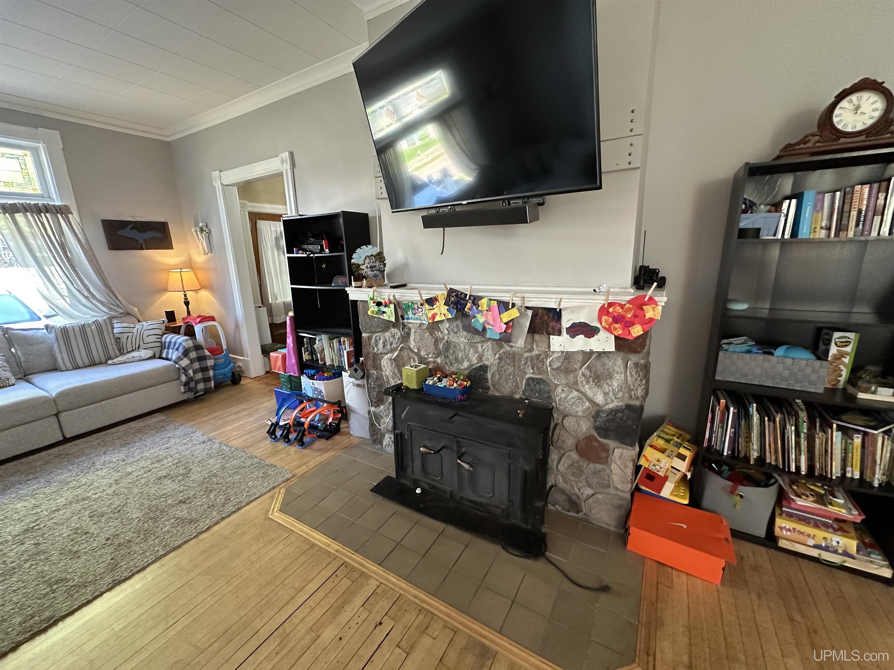 115 Oak Street Ishpeming, MI 49849 - Photo 13 of 43
