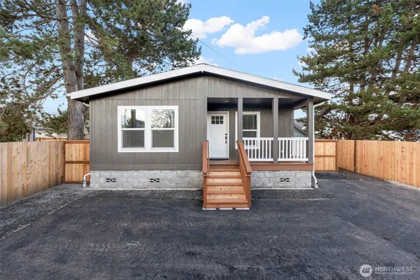 $365,000 | 1110 B W Walnut, Centralia, WA 98531