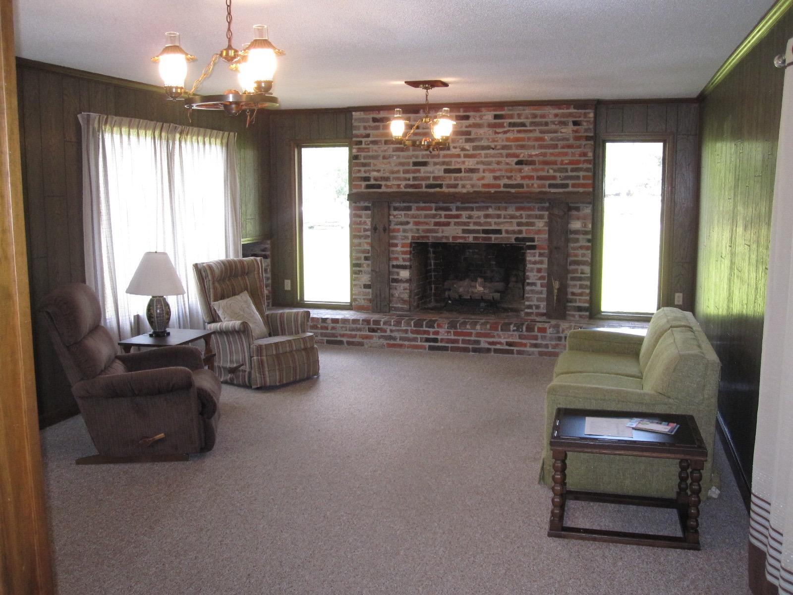 7755 Bill Davis Road Summerton, SC 29148 - Photo 5 of 20 IMG_8647