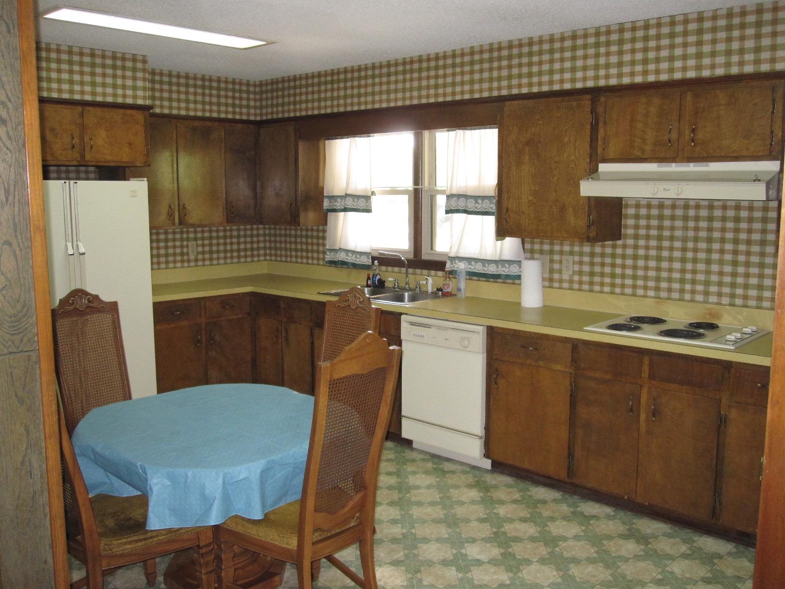 7755 Bill Davis Road Summerton, SC 29148 - Photo 6 of 20 IMG_8644