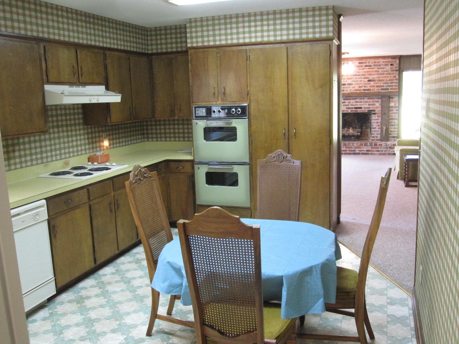 7755 Bill Davis Road Summerton, SC 29148 - Photo 7 of 20 IMG_8676