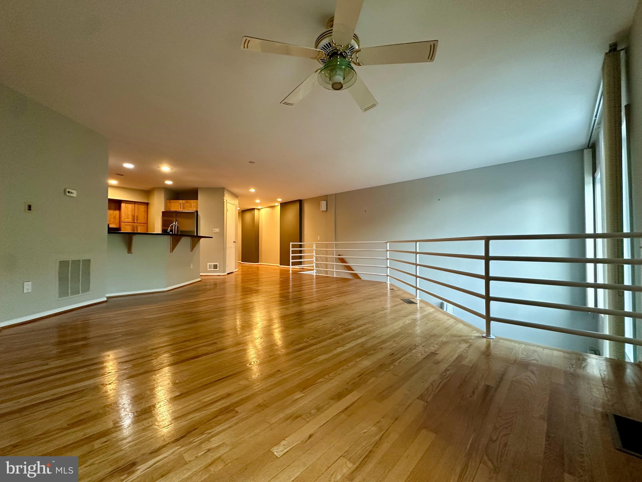 1975 Lakeport Way Reston, VA 20191 - Photo 6 of 35
