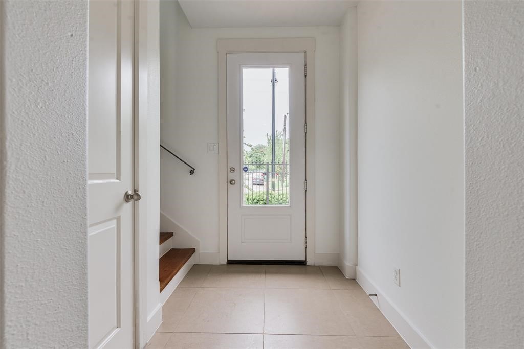 2002 Blodgett Street Houston, TX 77004 - Photo 3 of 43 a view of an empty room with a window