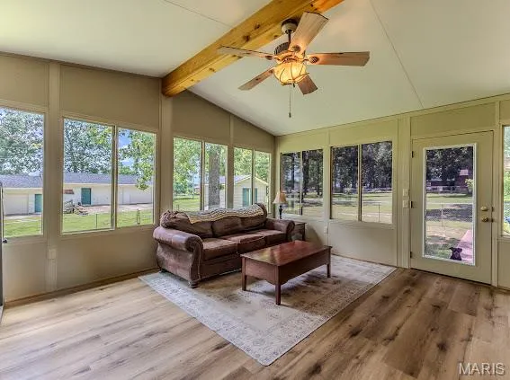 $398,900 | 20150 Southwest Oakwood Drive, Lebanon, MO 65536