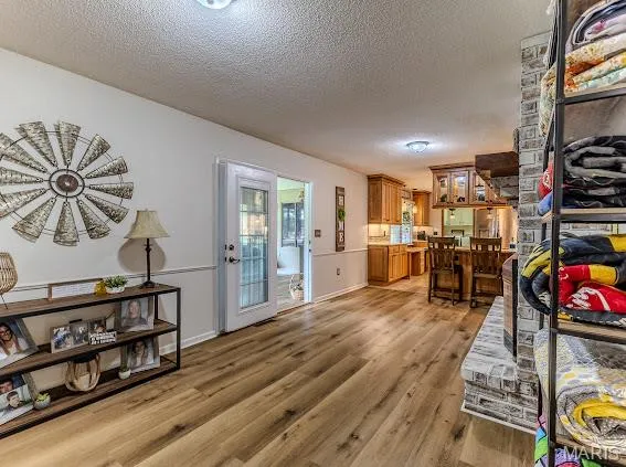 $398,900 | 20150 Southwest Oakwood Drive, Lebanon, MO 65536